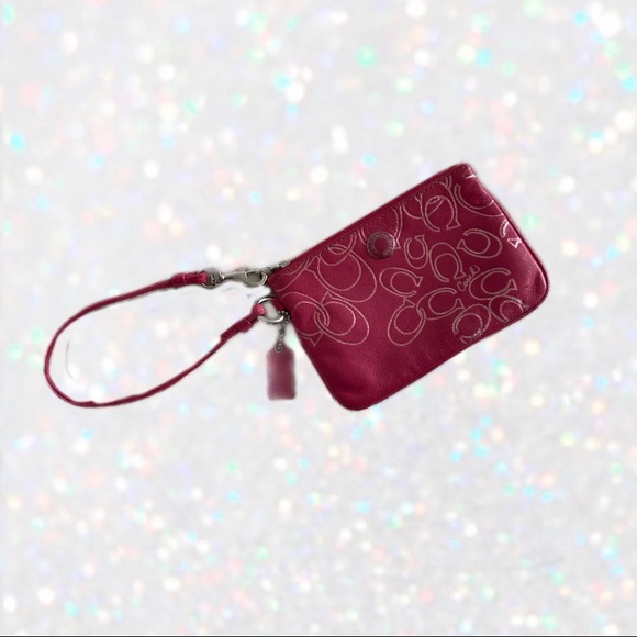 ✨ y2k hot pink coach mini purse✨ - Picture 2 of 3